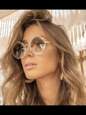 Clear Pink Shell Tally Scalloped Frame Sunglasses - Women Accessories